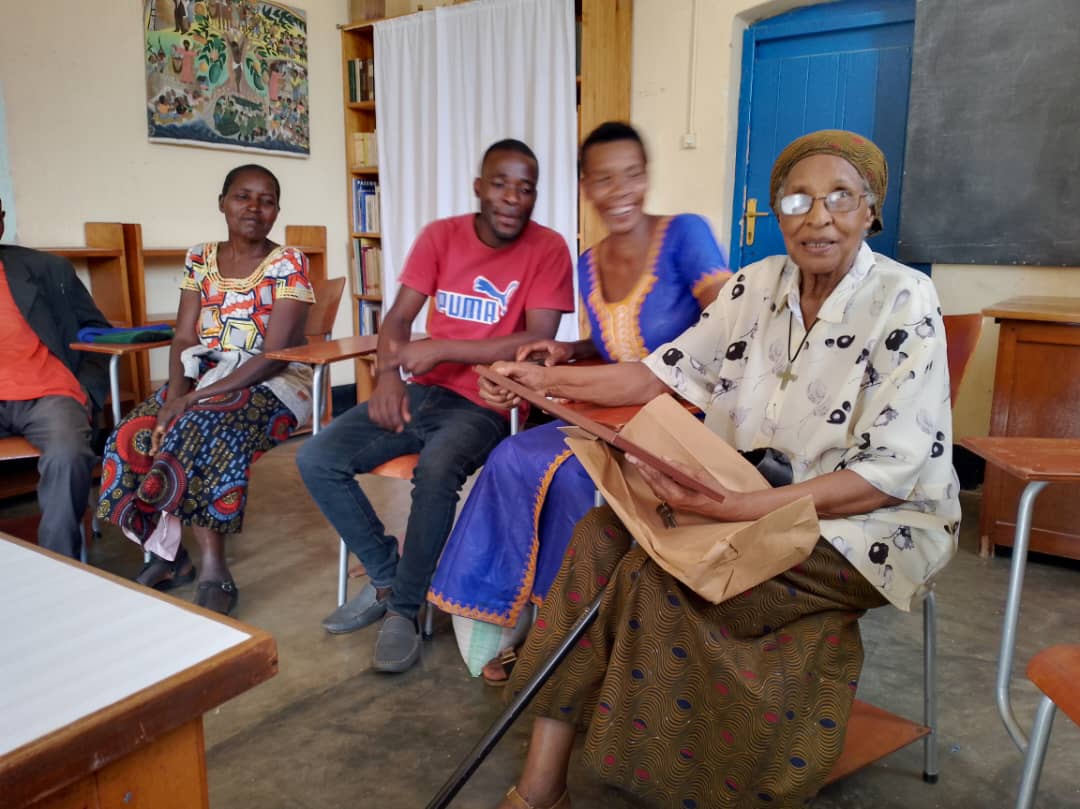 AN APPRECIATIVE VISIT 